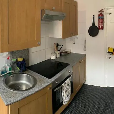 2bdr Terrace Street Parking Walk To Leeds Centre